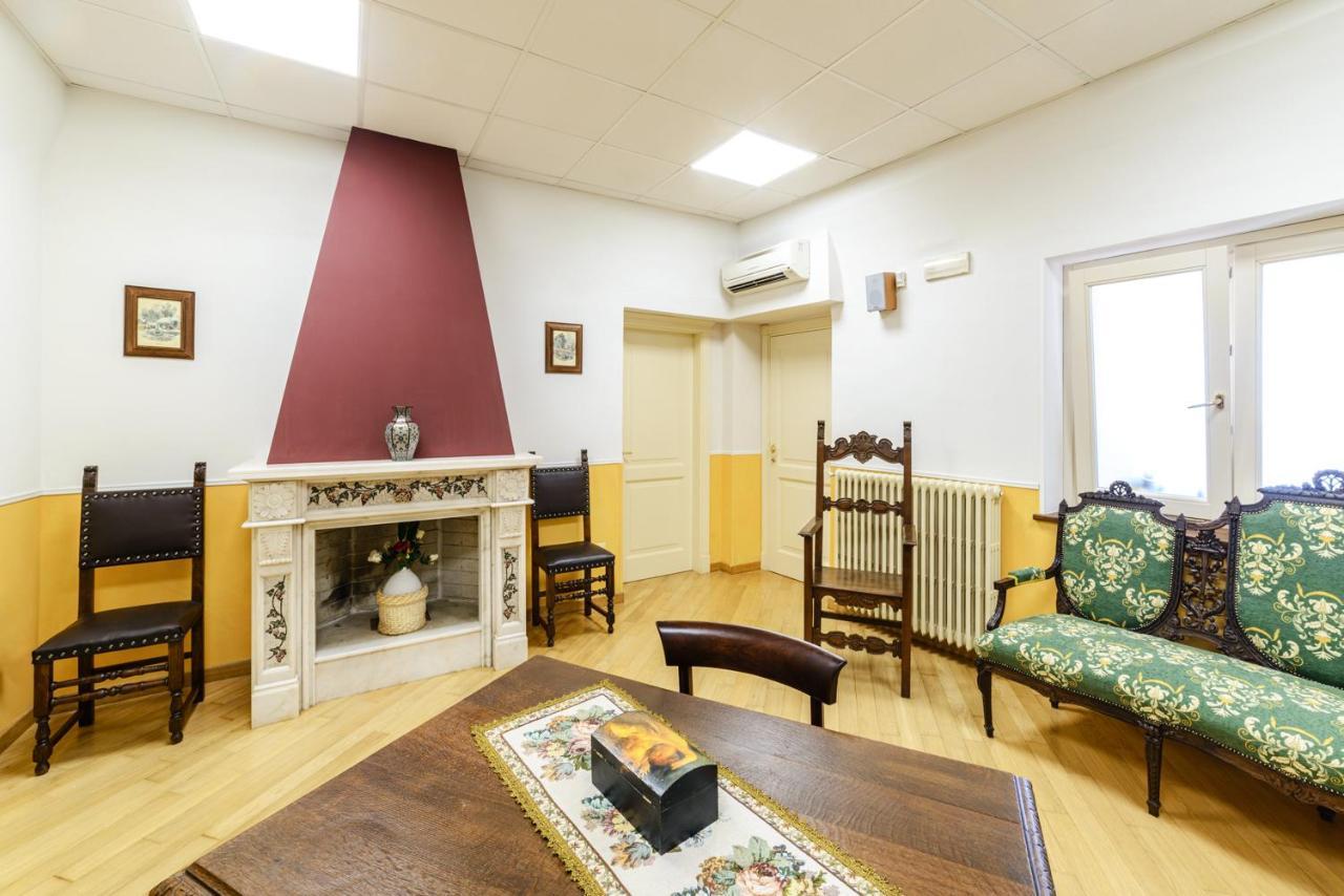 Nel Vicolo Luxury B&B Penne Екстериор снимка